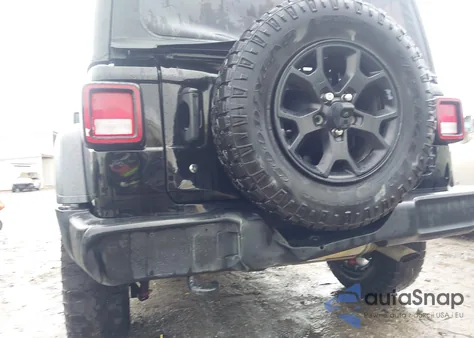 2021 Jeep Wrangler Unlimited Willys Sport 4X4 z USA, uszkodzony, nr VIN 1C4HJXDN0MW678801